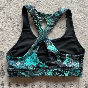 Lululemon time to sweat bra size 4